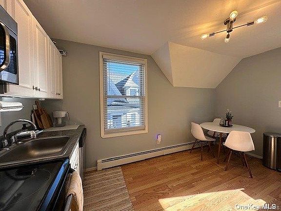 3rd image of 20 Dewey St 3rd-fl 2