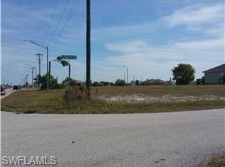 20 Kismet Pkwy E, Cape Coral, FL 33909