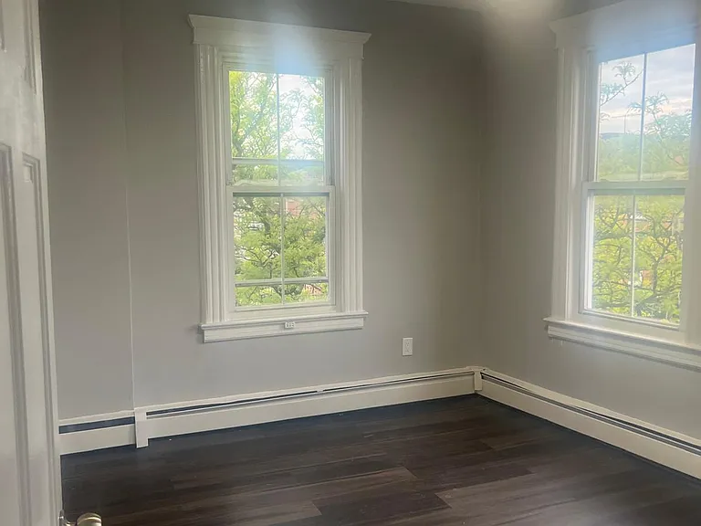 237 Dayton Ave #3F — Photo 16