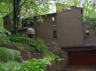 2625 Woodmont Ln, Wexford, PA 15090