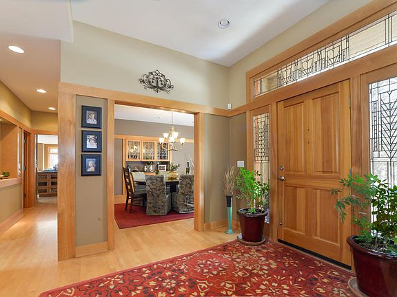 4th image of 5069 Mountain Ridge Dr NE