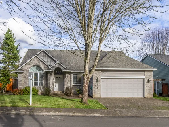 17955 SW Frederick Ln, Sherwood, OR 97140
