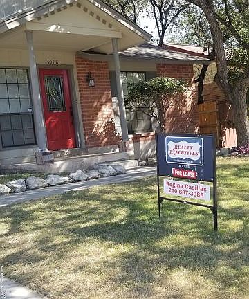 2nd image of 7018 Holly Dale Dr
