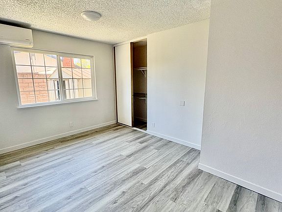 5th image of 9219 Layton St