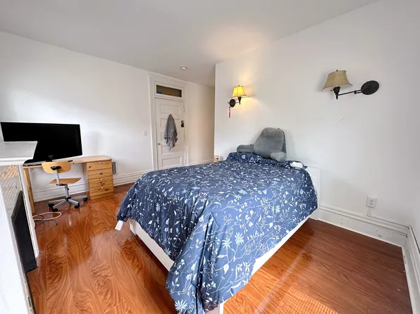 304 S Negley Ave #2, Pittsburgh, PA 15232