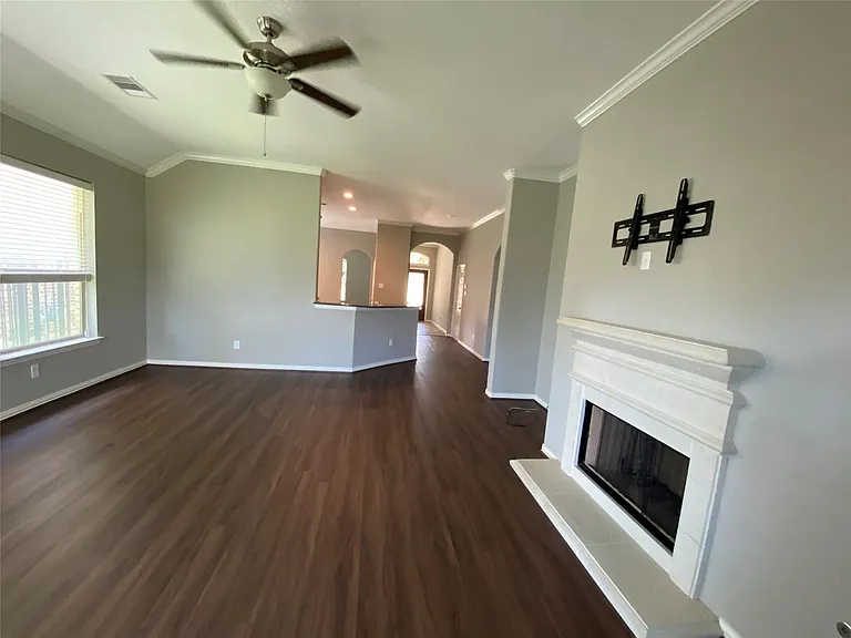 42 Black Swan Ct — Photo 27