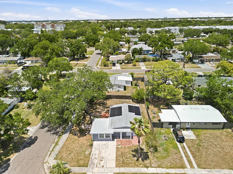 North facing view Aerial view - House comes with solar. Average monthly power bill is $50 or less with standard monthly power use.