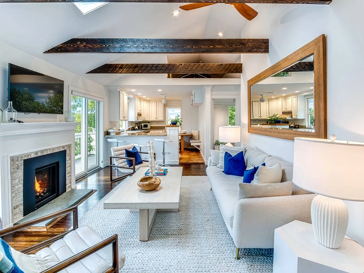 Welcome to Your Perfect Hamptons Escape. — Photo 4
