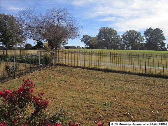 5th image of 8006 Oxford Dr