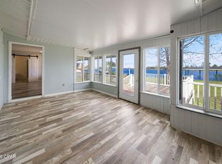 1135 N Bay Dr, Lynn Haven, FL 32444