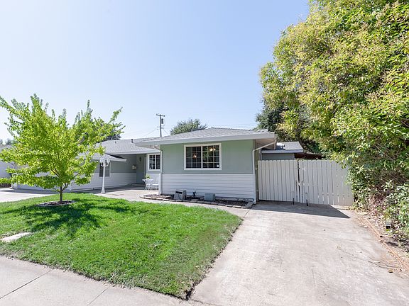 5th image of 5833 Parkoaks Dr