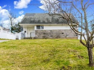 40 Newkirk Rd, Yonkers, NY 10710