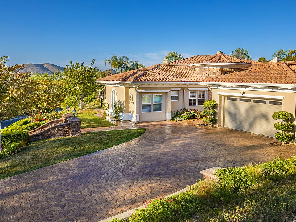1st image of 2106 Waterside Cir