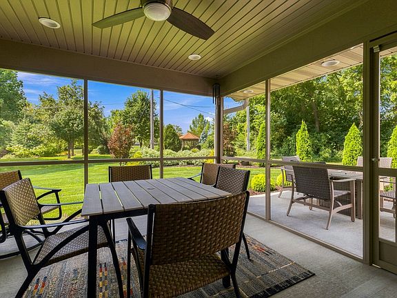 3rd image of 1111 33rd Avenue Cir