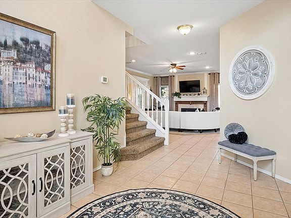 4th image of 6016 Red Fern Dr