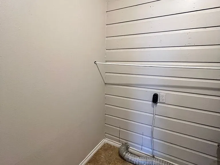 319 Harding Pl #2 — Photo 19