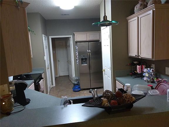 5th image of 805 Palomino Dr