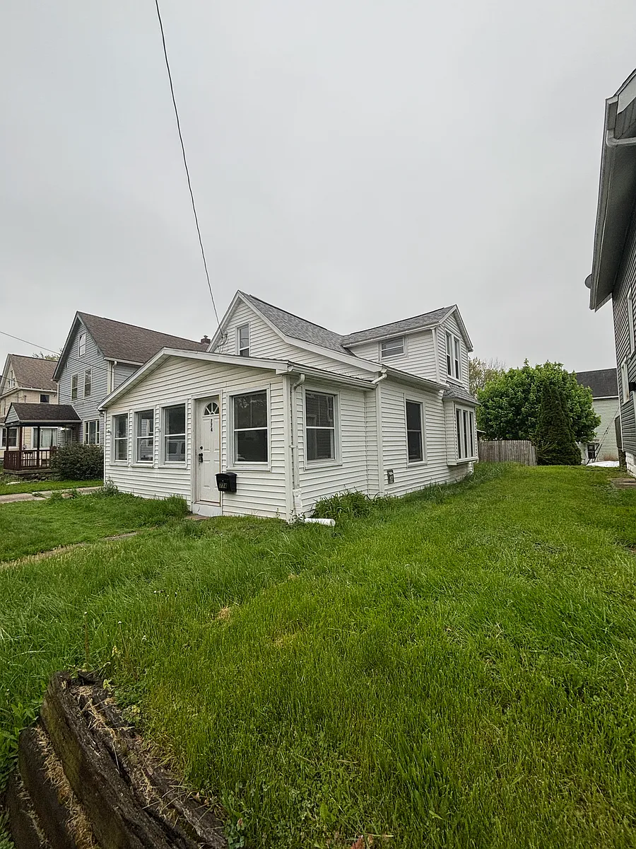 Building Photo - 774 Florida Ave