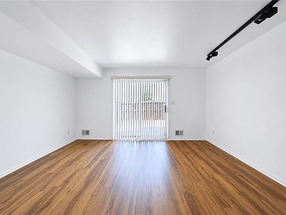 3rd image of 719 Correll Ave
