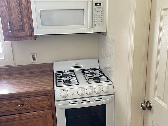 3rd image of 69 Ulster Ave #1L