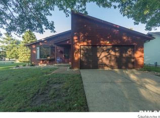 4 S Red Oak Ln, Springfield, IL 62712