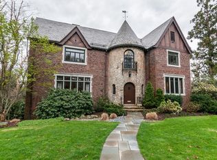 6 Ellis Rd, Newton, MA 02465