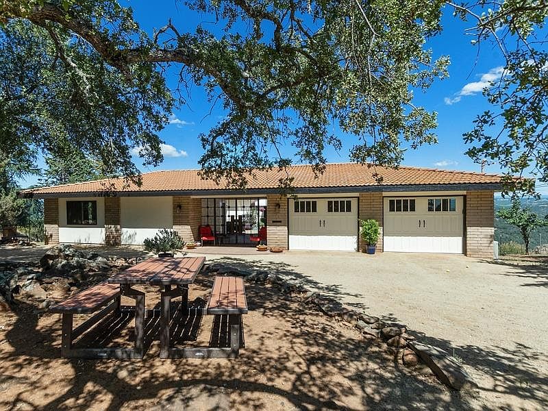 1st image of 7941 Crystal Blvd