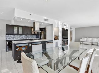 20281 E Country Club Dr APT 201, Aventura, FL 33180