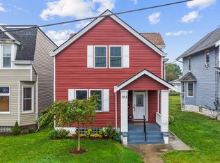 102 W Walnut St, Southgate, KY 41071