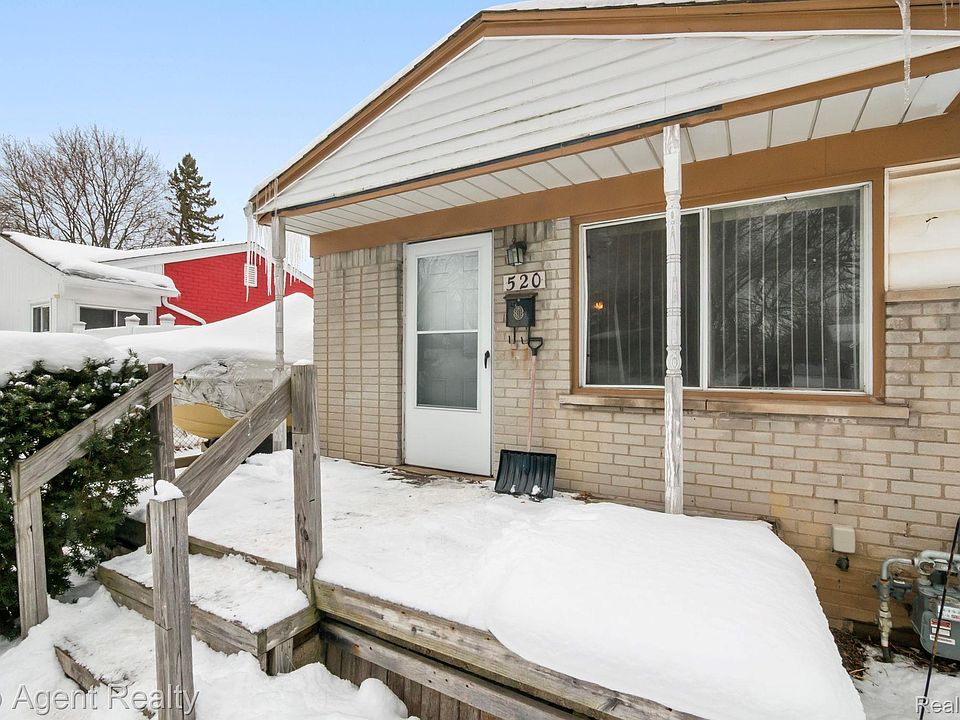 1st image of 520 Linda Vista Dr