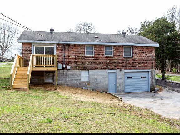 2nd image of 313 Crest Dr