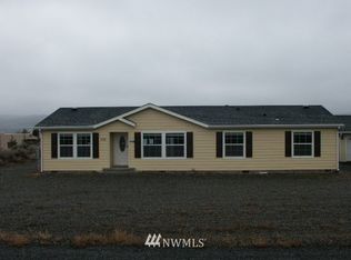 608 Sunset Blvd N, Mattawa, WA 99349