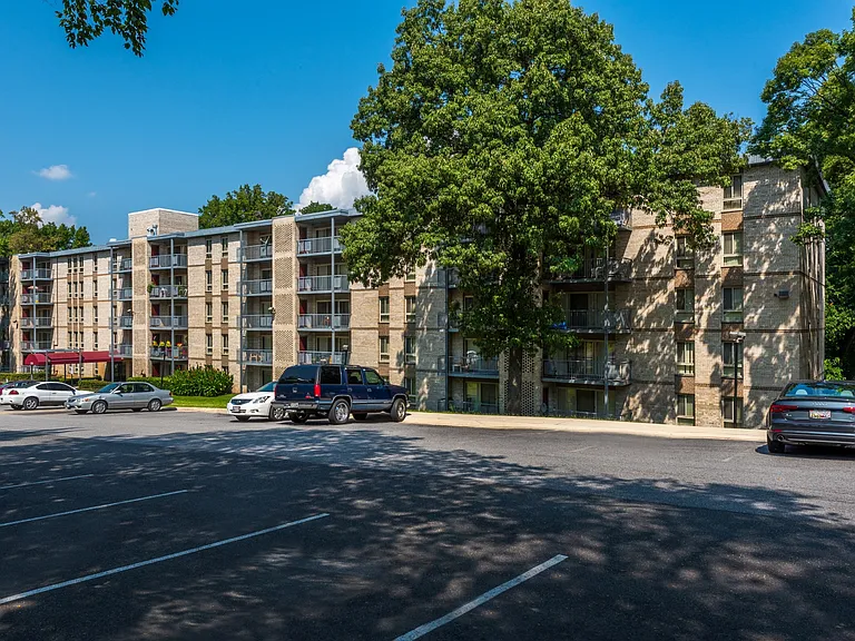 Southview — Photo 10