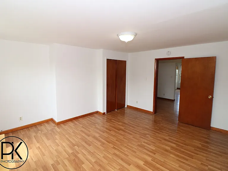 730 Leonard St #3 — Photo 5