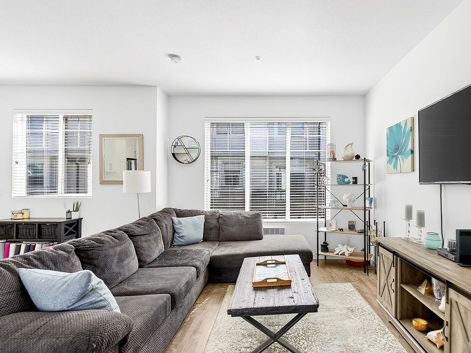 1st image of 11272 240th St #7