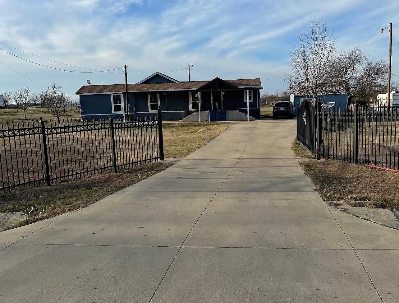 3 bed, 1550 sqft, $2,000 — Photo 3