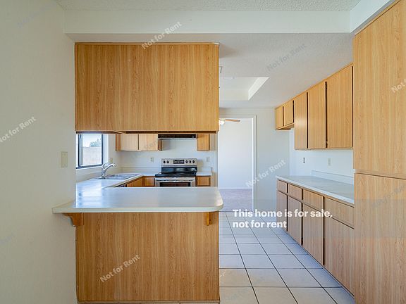 4th image of 7880 W Orange Dr