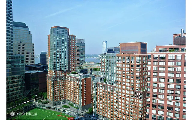 Rented by Douglas Elliman | media 31