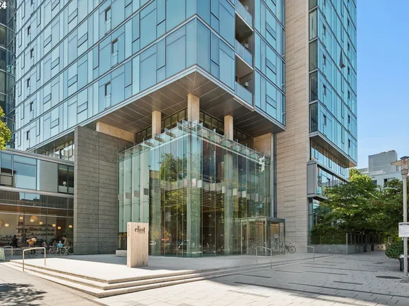 1221 SW 10th Ave Unit 1301, Portland, OR 97201