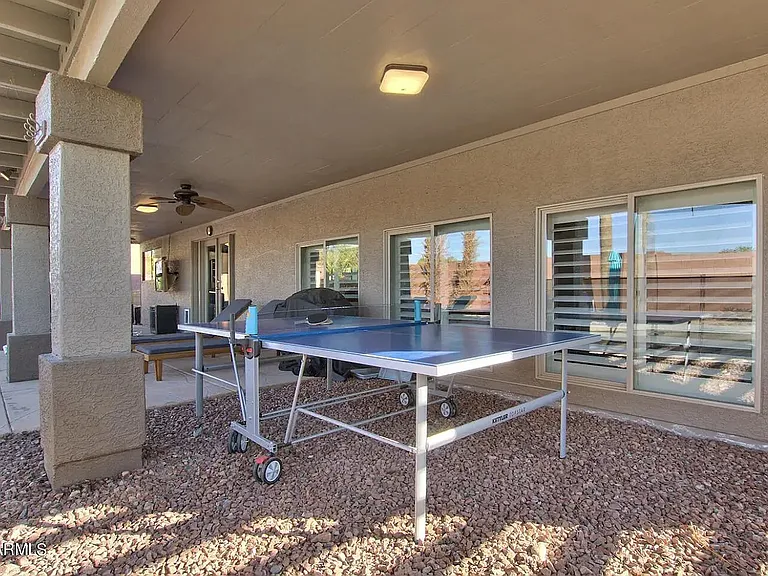 1142 E Kings Ave — Photo 25