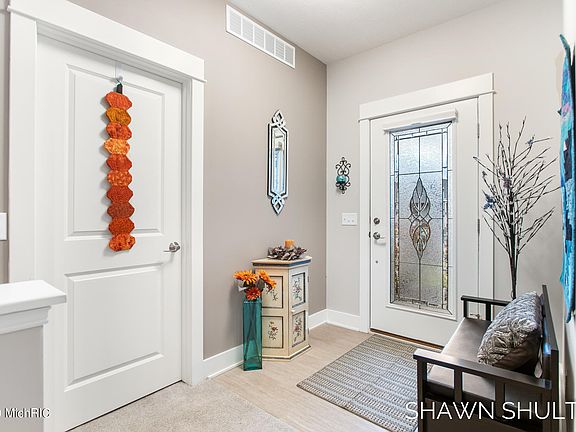 4th image of 5194 Olsen Springs Ct SW