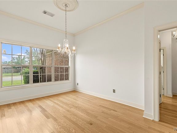 4th image of 5707 Bridle Ln