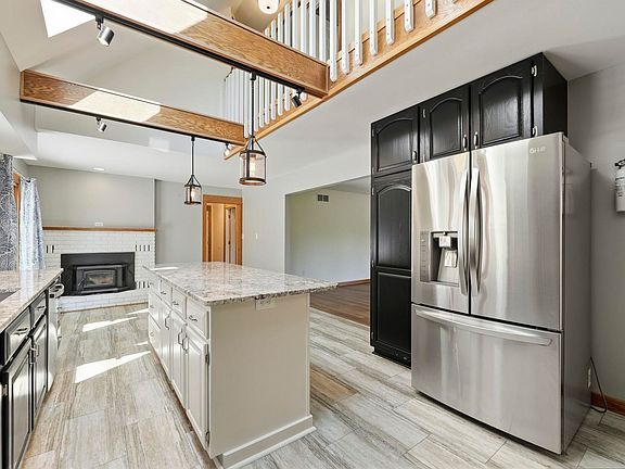 5th image of 7819 Greenwell Rd