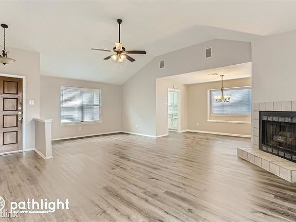 4th image of 13034 Huntleigh Way