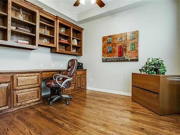 4th image of 1829 Wood Dale Cir