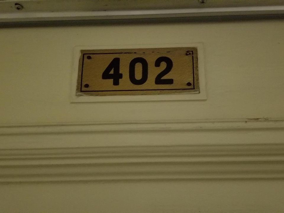 1st image of 400 Hyde St APT 402