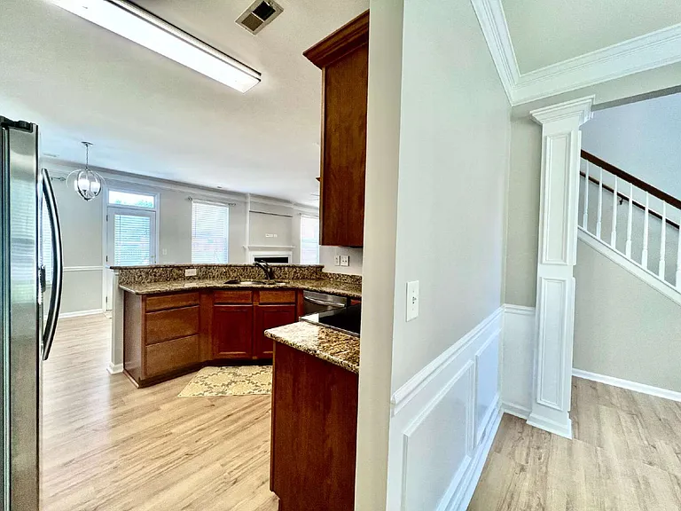 16310 Raptor Ct — Photo 6