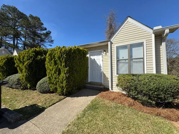 8832-8834-8836 W Hills Ct #Llc, Douglasville, GA 30134