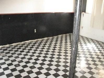 2nd image of 454 Caldwell Cir