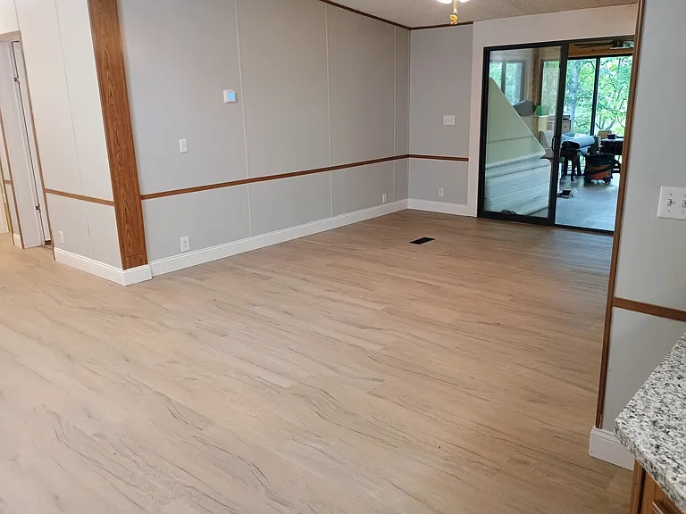 124 Woodshore Dr — Photo 20